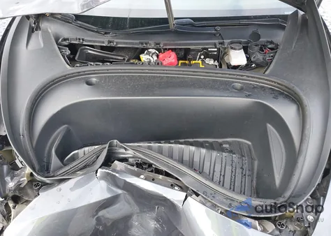 2021 Tesla Model 3 Long Range Dual Motor All-Wheel Drive z USA, uszkodzony, nr VIN 5YJ3E1EB4MF068002